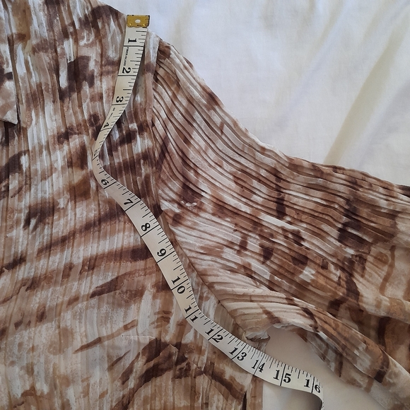 ● east5th | Short Tunic Style Dress with Kakhi Tie-Dye Print - Picture 8 of 16